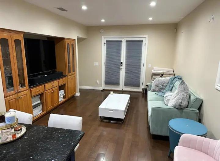 Room Walkable To Ucla لوس أنجلوس المظهر الخارجي الصورة